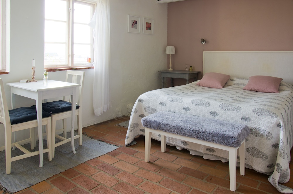 Östangård Bed & Breakfast