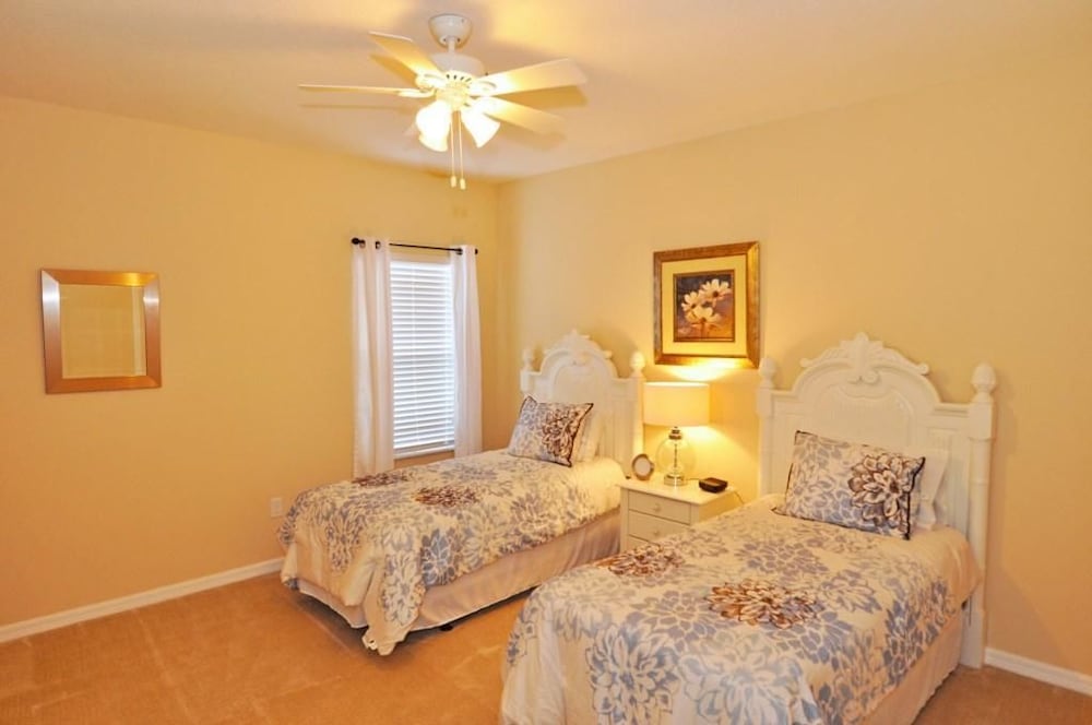 256 Watersong House 5 Bedroom by Florida Star