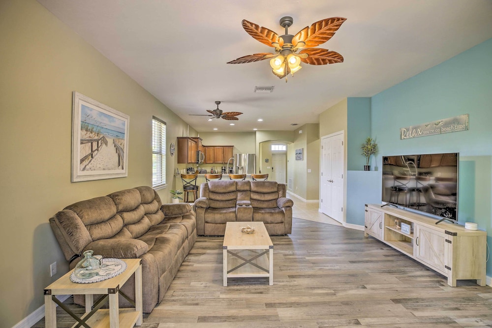 Sunny Cape Coral Home w/ Private Pool Lanai - Property Image 18