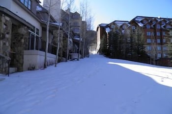 Ski-in Ski-out Townhome in Beaver Creek by RedAwning