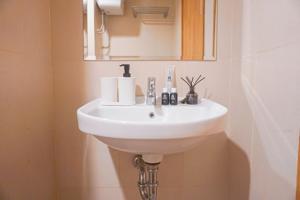 Comfortable Studio Room at LRT City Jatibening