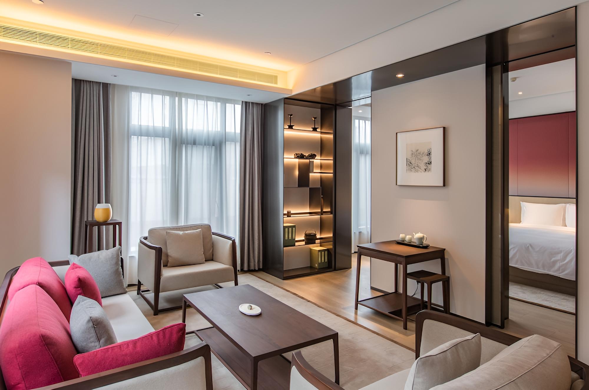 JOYA Shanghai Xujiahui Hotel
