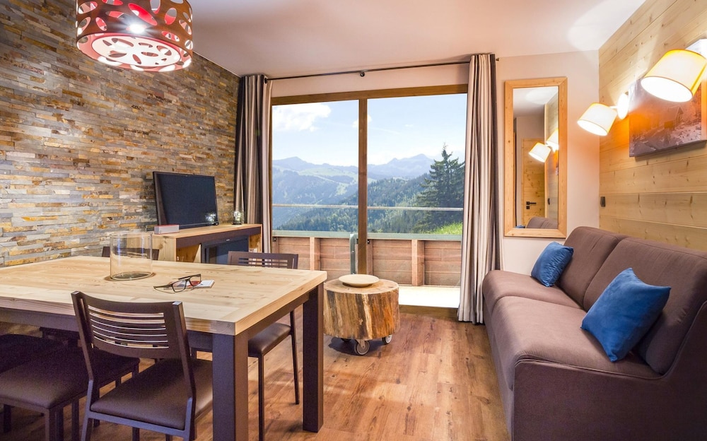 Apartment in Tignes With Ski-in/ski-out Access