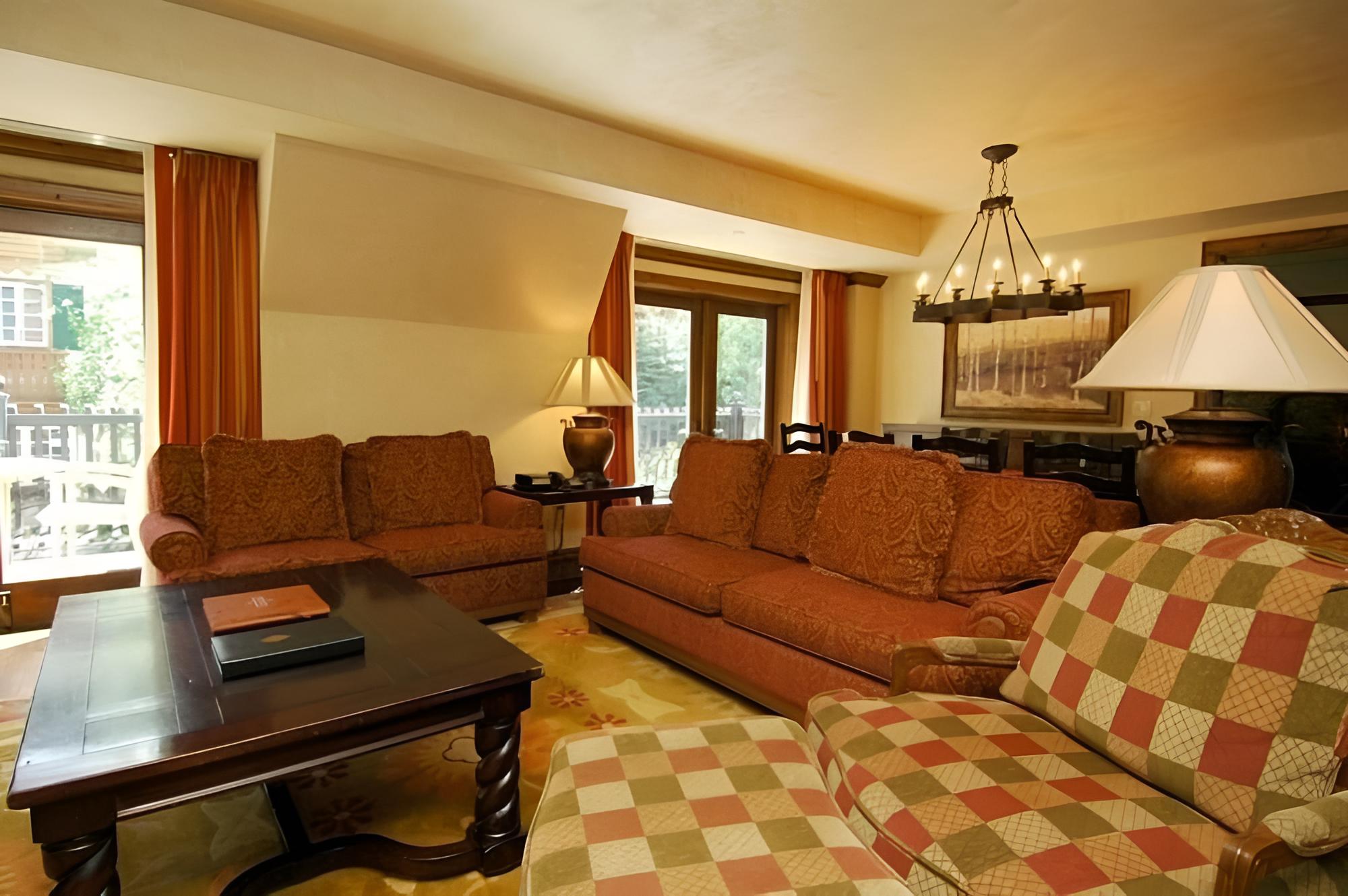 Hyatt Grand Aspen by Frias Properties