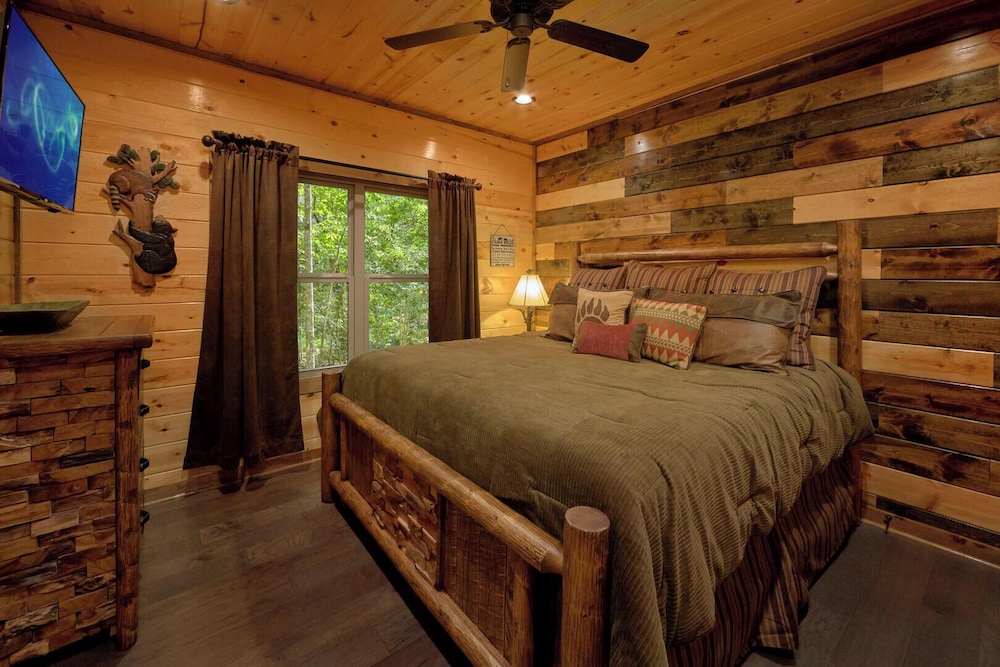 Adventure Lodge