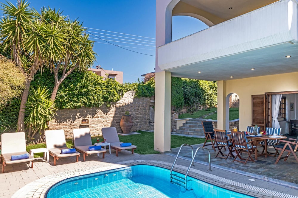 Dim Art Villa - With Private Pool view 5