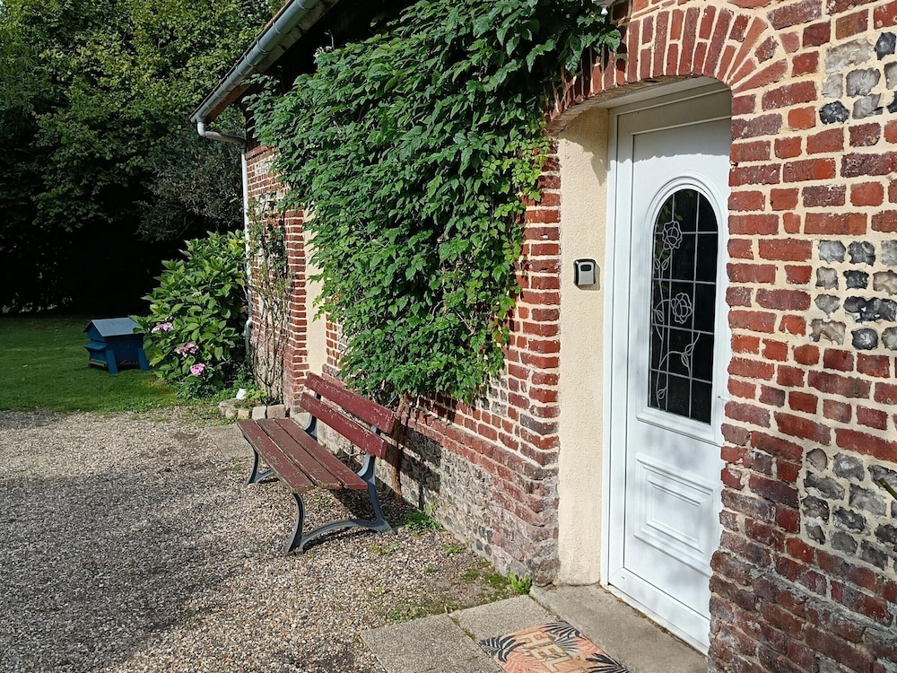 Holiday Home Near Alabaster Coast