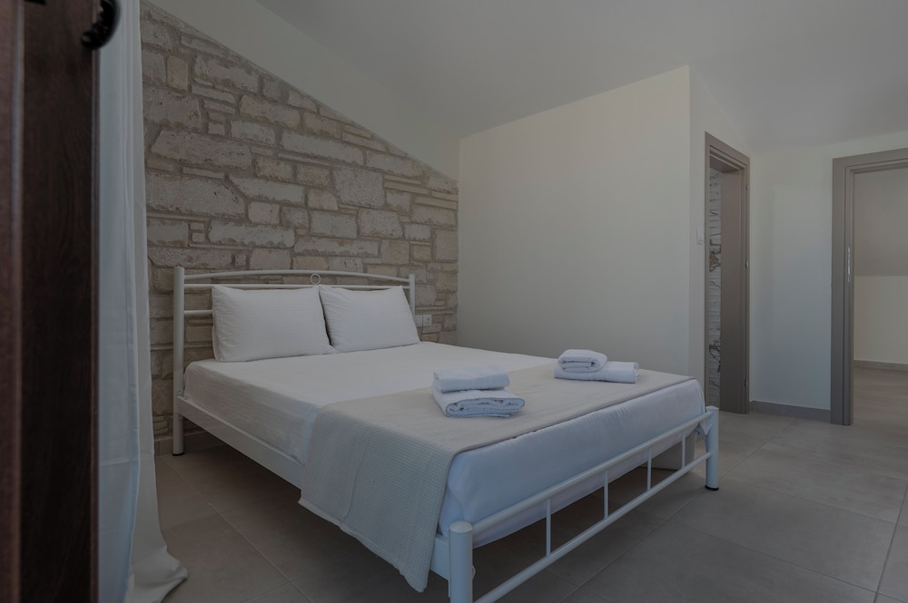White Pearl Suites Halkidiki
