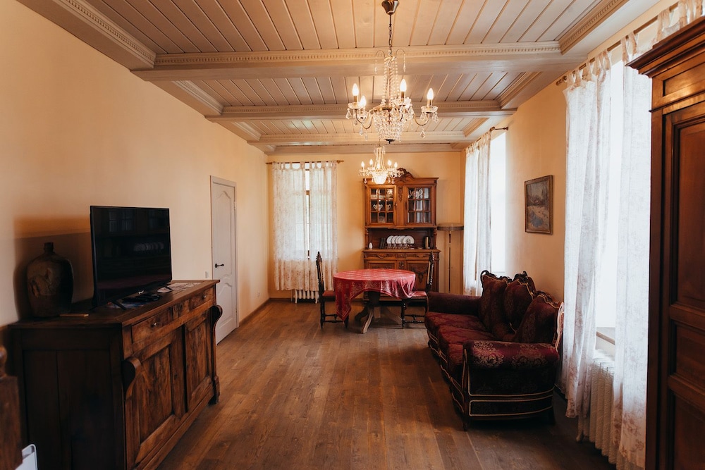 Usadba Skornyakovo-Arhangelskoye