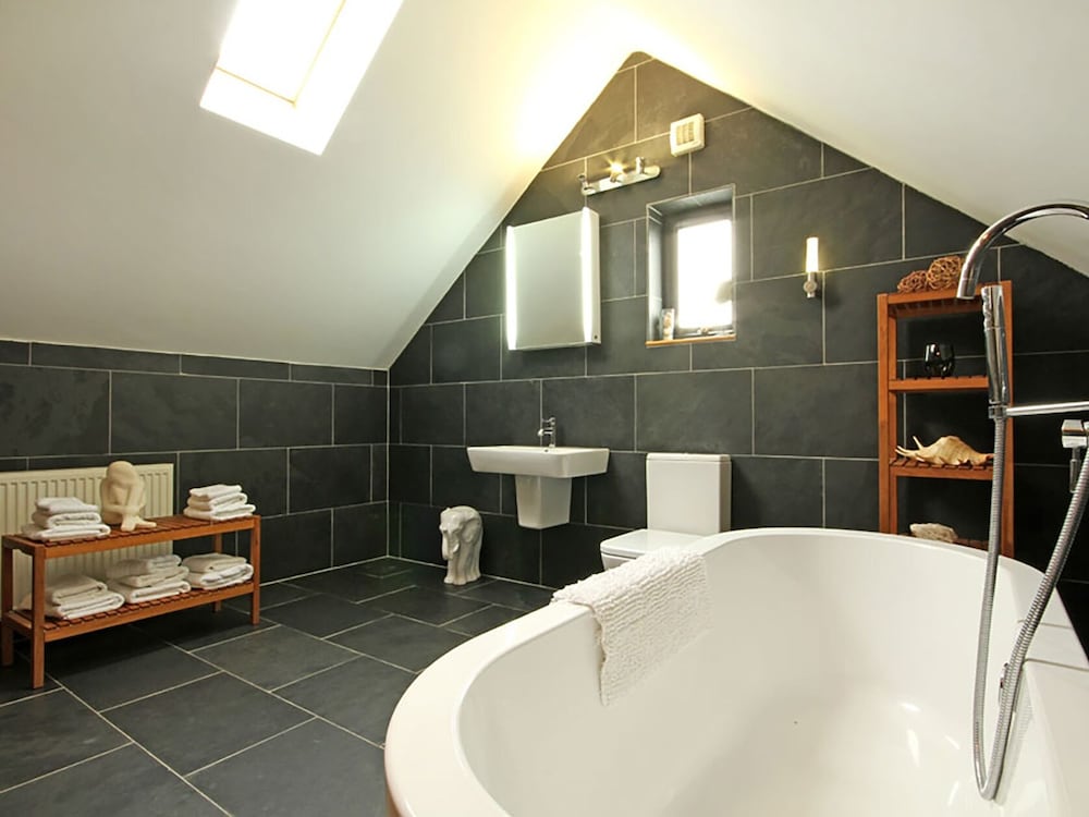 Cowrie Cottage