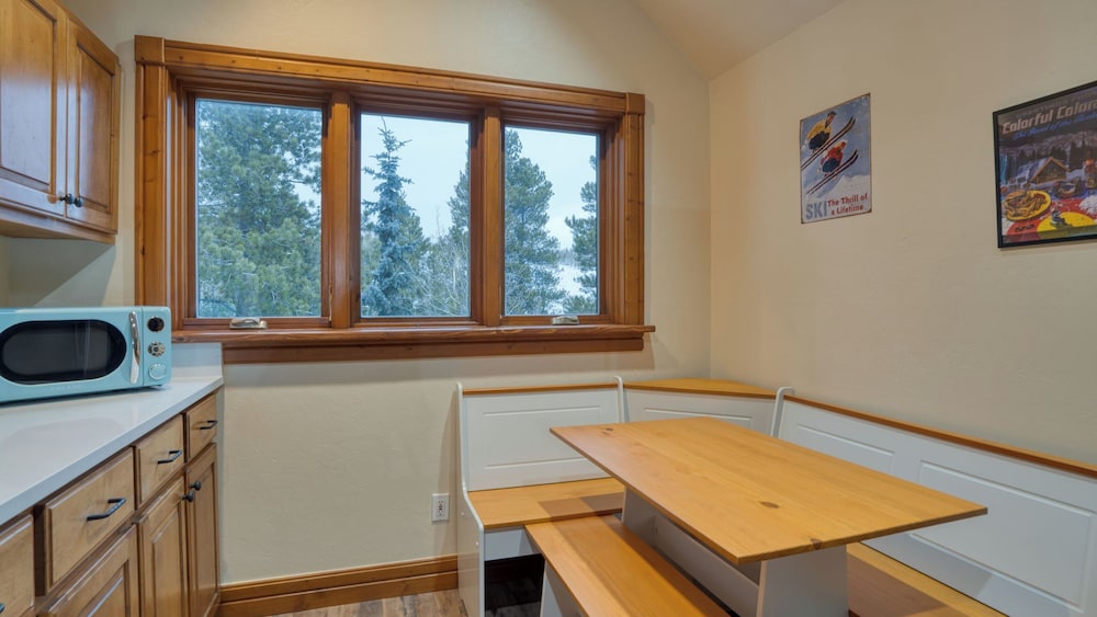 Skate Bowl, Hot Tub & Game Room Breckenridge Adventure Chalet by Avantstay