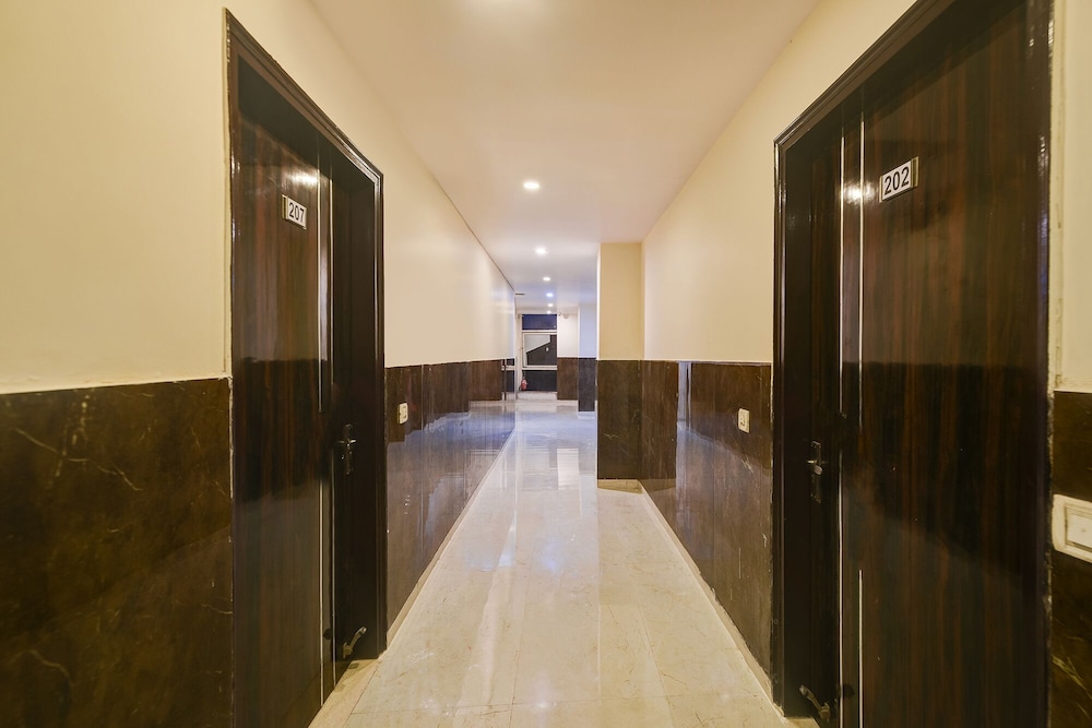 Fabhotel Golden Key Residency