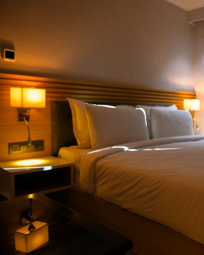 Luxus Inn Hotel