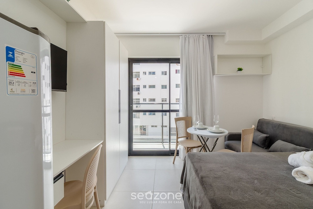 Charming Apts 450m From Barra Beach w/ Rooftop & sea View - PRV