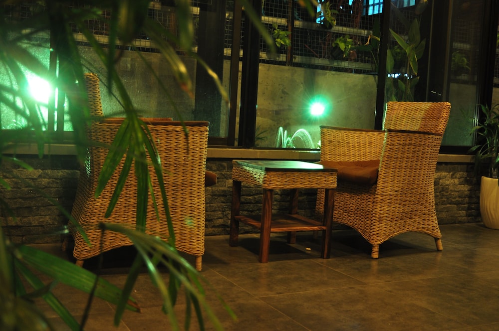 Feliz Hostel Cafe & Bar