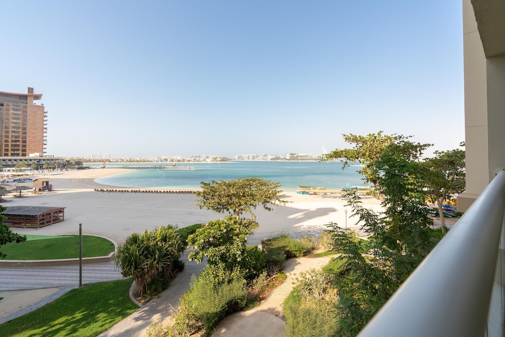 1 Bedroom Palm Jumeira with Sea View