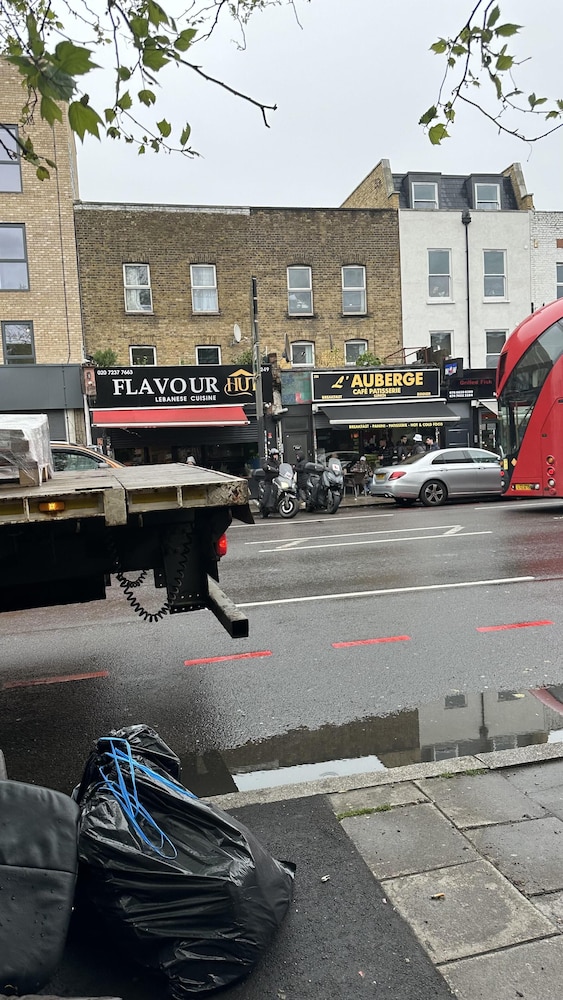 Charming 1-bed Studio in London