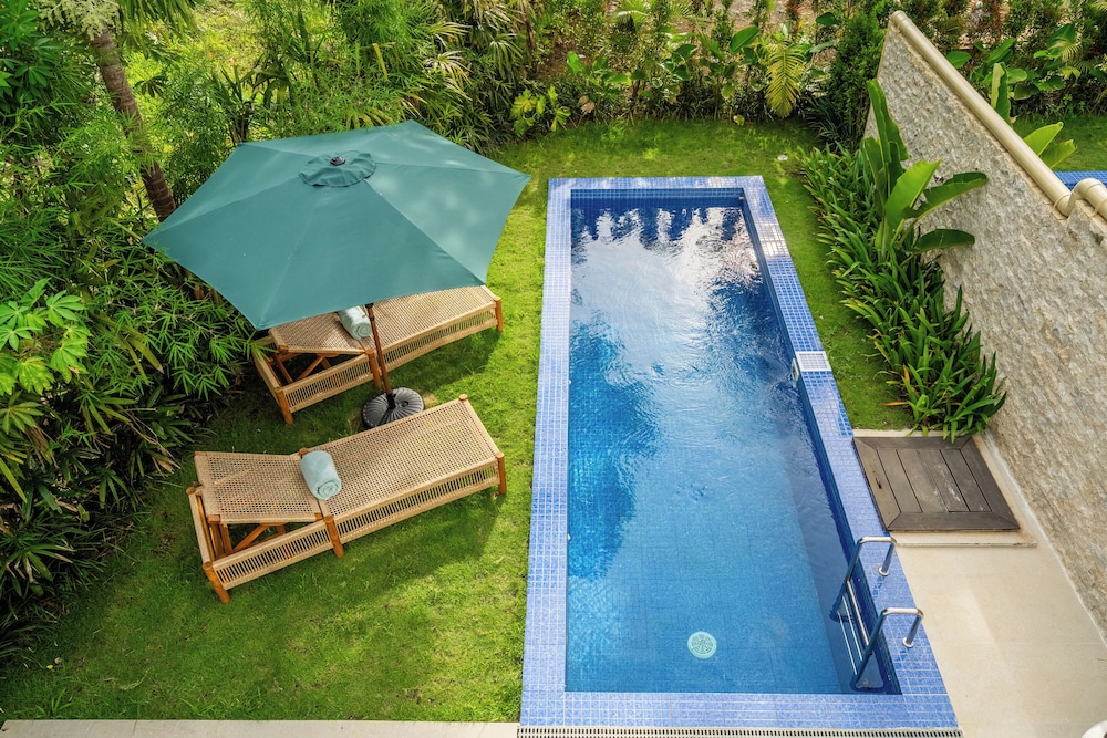 Hidden City Ubud - Modern Villas & Townhouses with Private Pools, Nature Views and Wellness Access