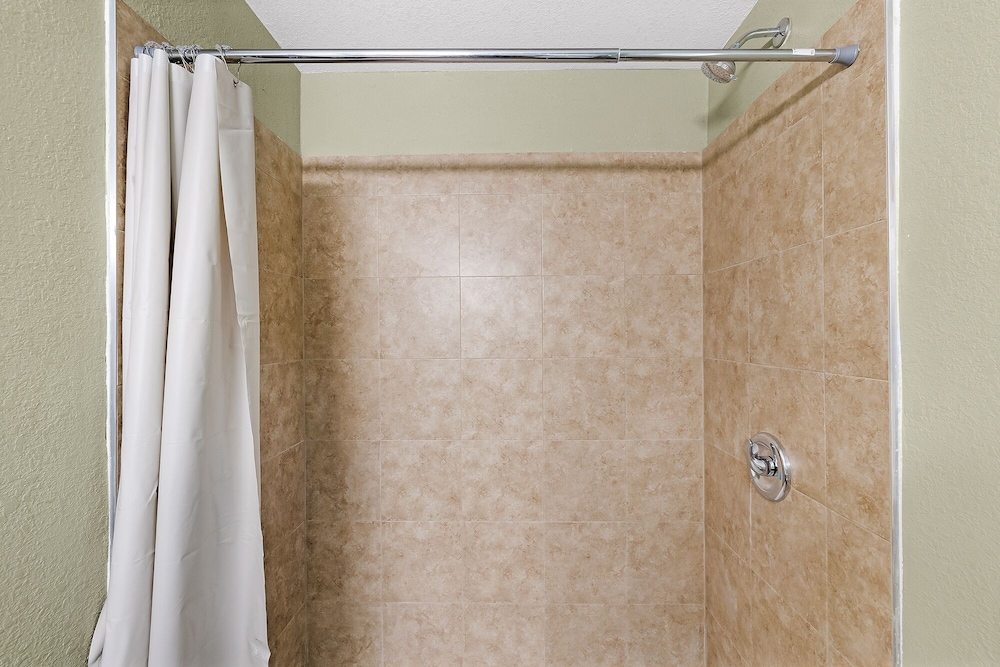 Chico Vacations - Safari Inn - Chico - Property Image 6