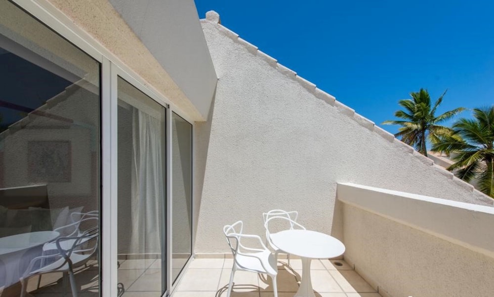 VH Atmosphere - Adults Only - Property Image 17