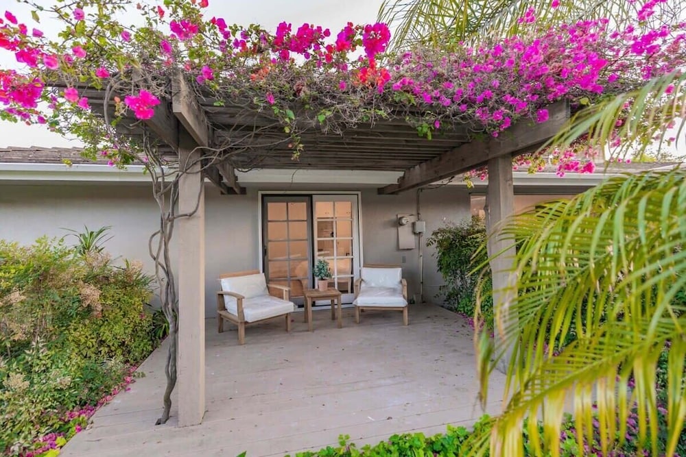 @ Marbella Lane - Serene Ranch Style Home W/pool