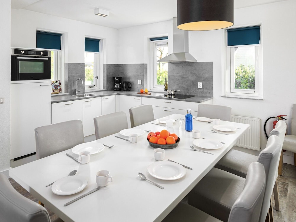 Restyled Villa Near the Beach view 3