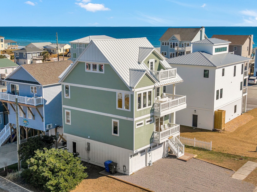 Shore Sounds Fun by Topsail Realty
