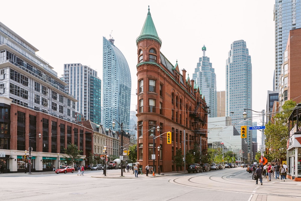 QuickStay - Elegance in Yorkville (Yonge & Bloor)-4