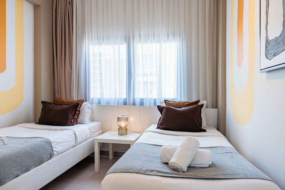 Local Host Living - Signature Apartments in Nicosia