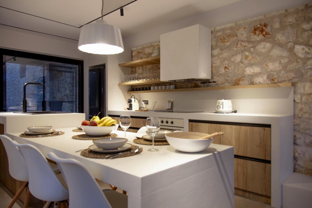 Theros Estate 2- 2 BED