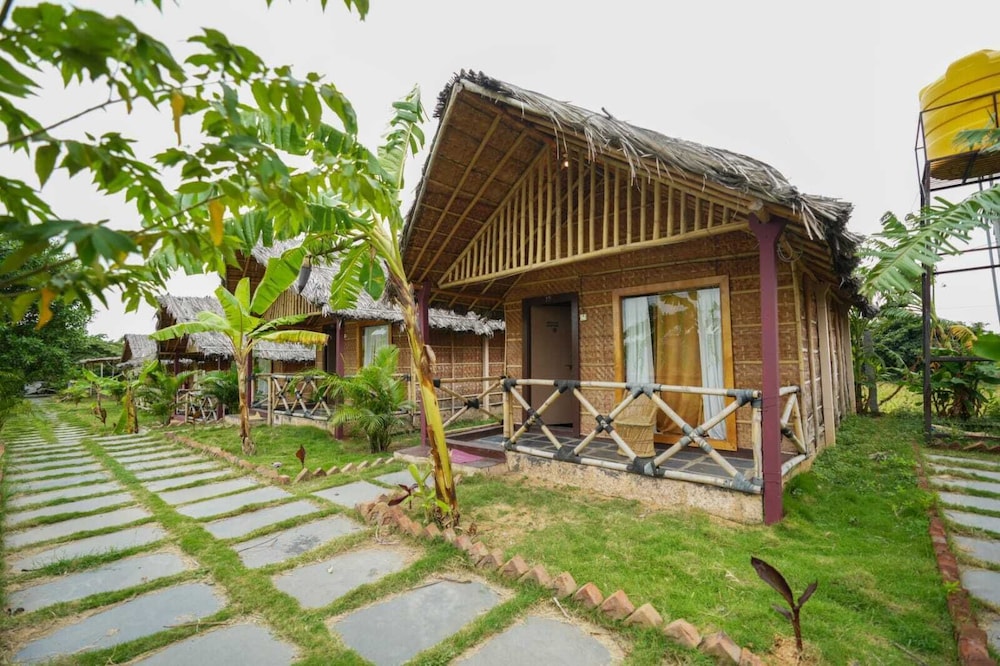 Hampi Natures Cottage