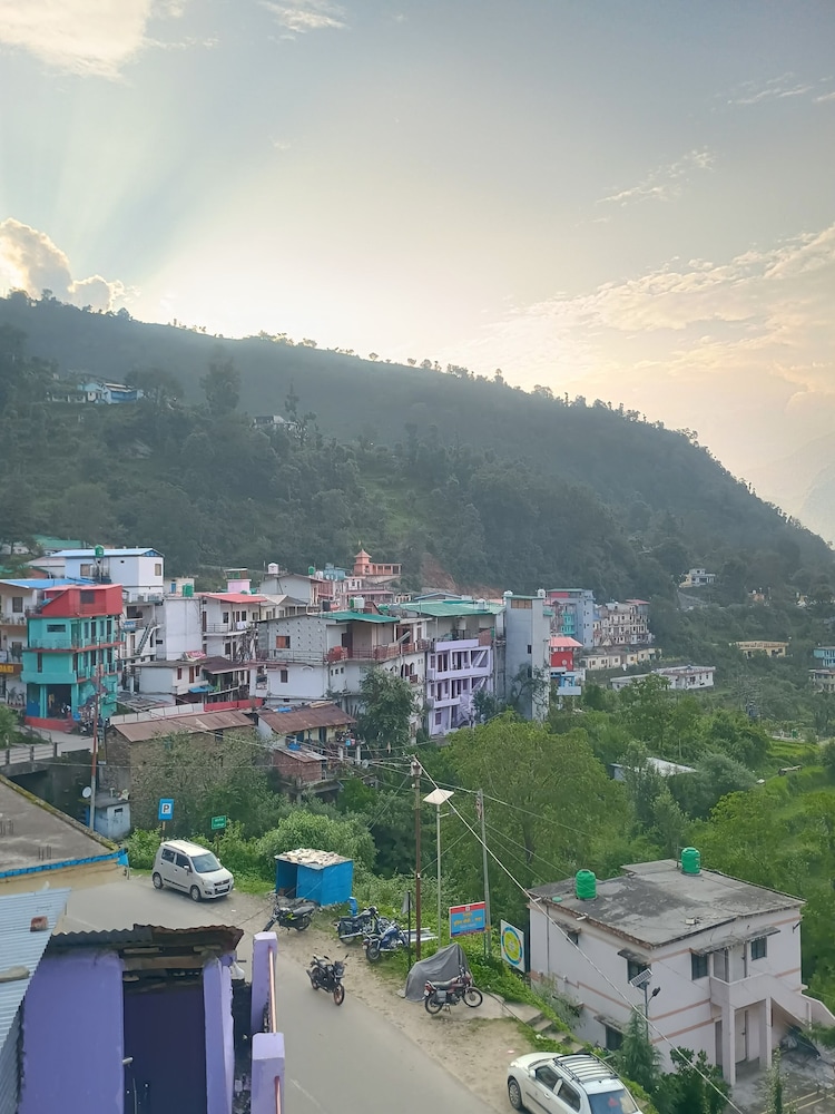 Satkar Hotel And Restuarant