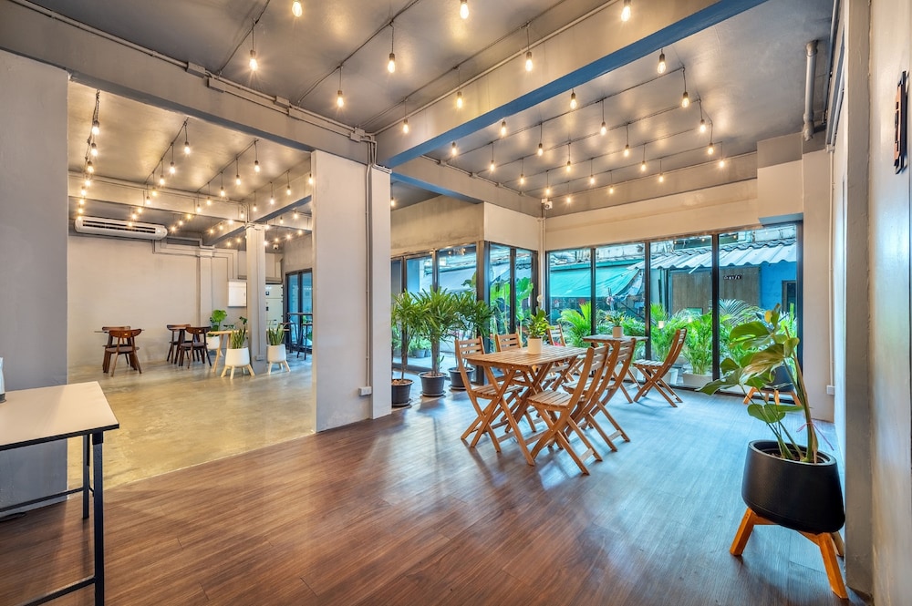 meeting & event spaces