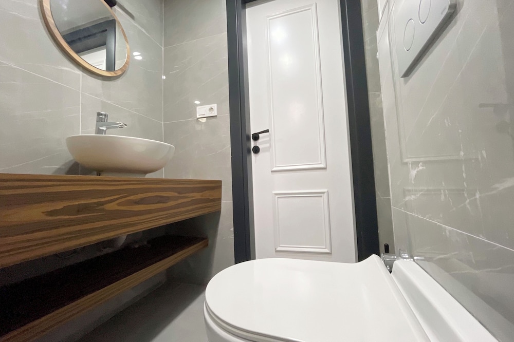 2BR 2Bath with Balcony Near Nişantaşı and Taksim #5