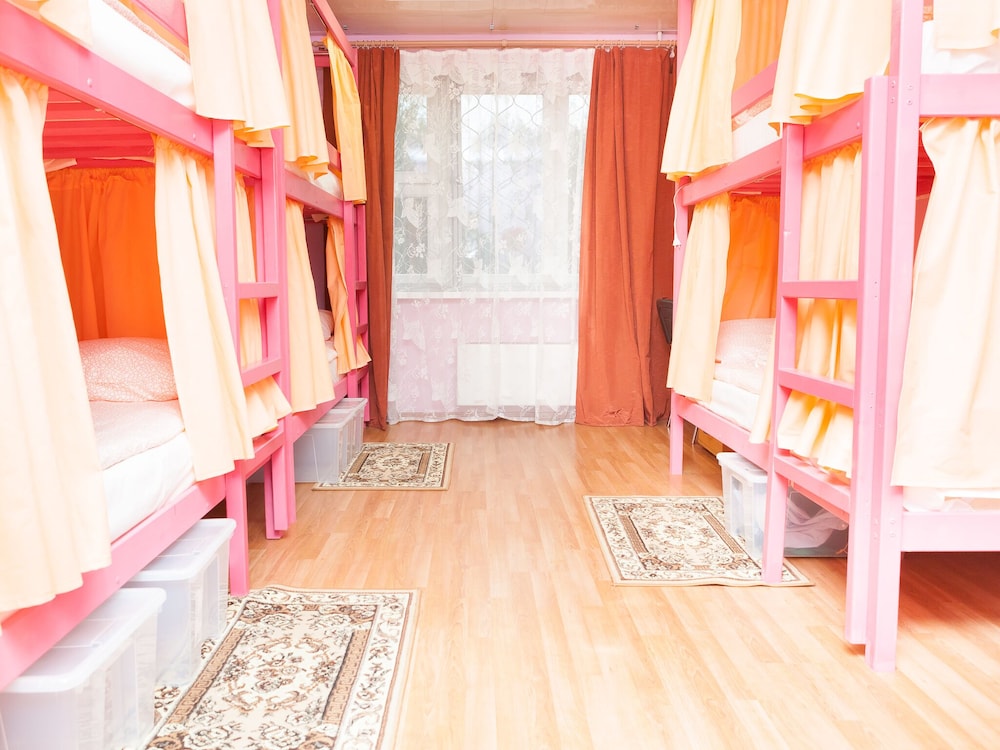 Hostel on Akademika Anokhina 13
