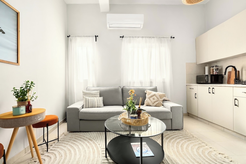 Florentin Stylish Stay by Sea N' Rent