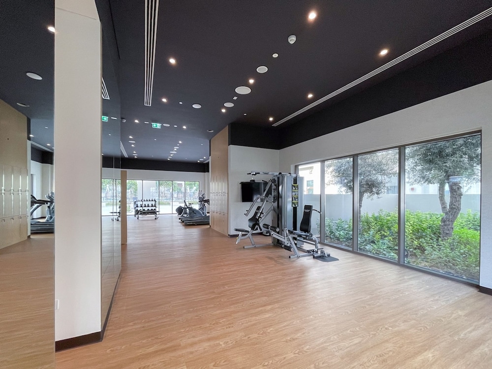 Elegant 4-bedroom Apartment Perfect for Families in Dubai Creek Harbour