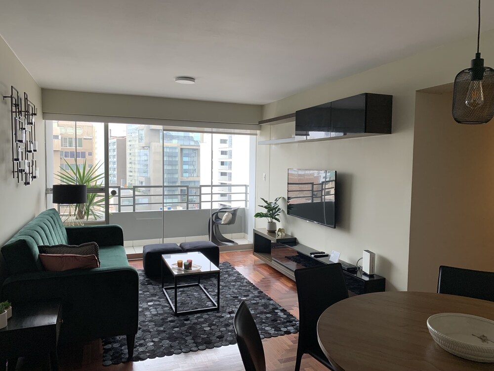 MLA apartments - Alcanfores