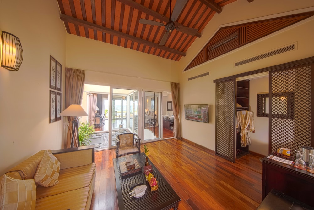 Victoria Hoi An Beach Resort & Spa
