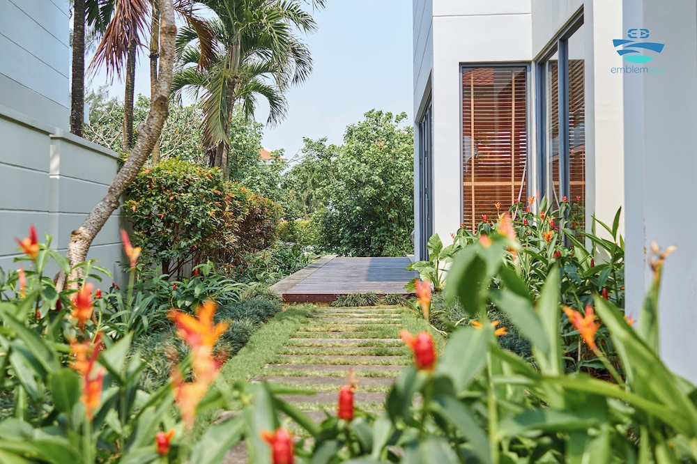 Private Swimming Pool 3-Bedroom Villas