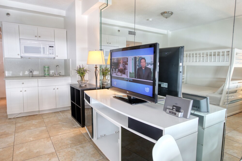 Private Apartments at the Casablanca
