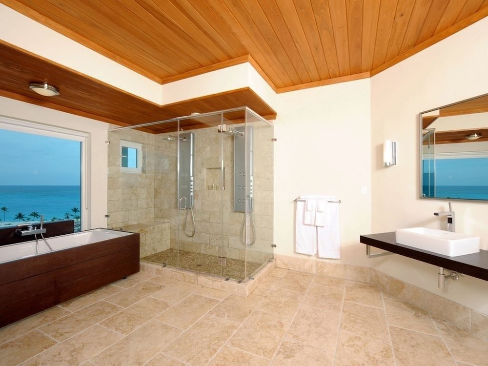 Sky Beach Club Villa Waterfall 1 4 Bedroom Villa - Property Image 25