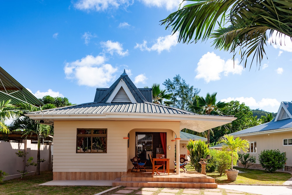 Villa Aya