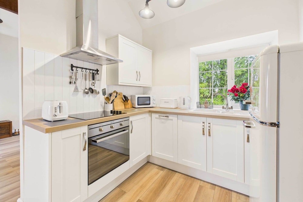 Host Stay Lane Farm Cottage
