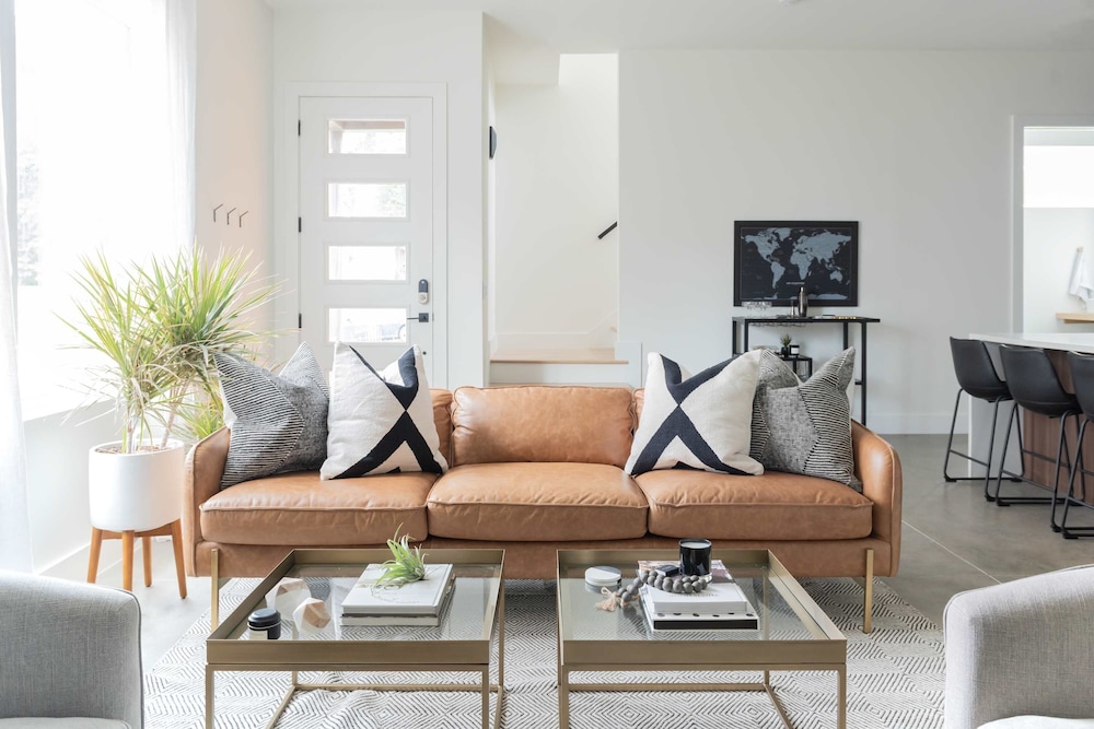 NEW 24 Guests 2 Rooftop Decks Near Downtown