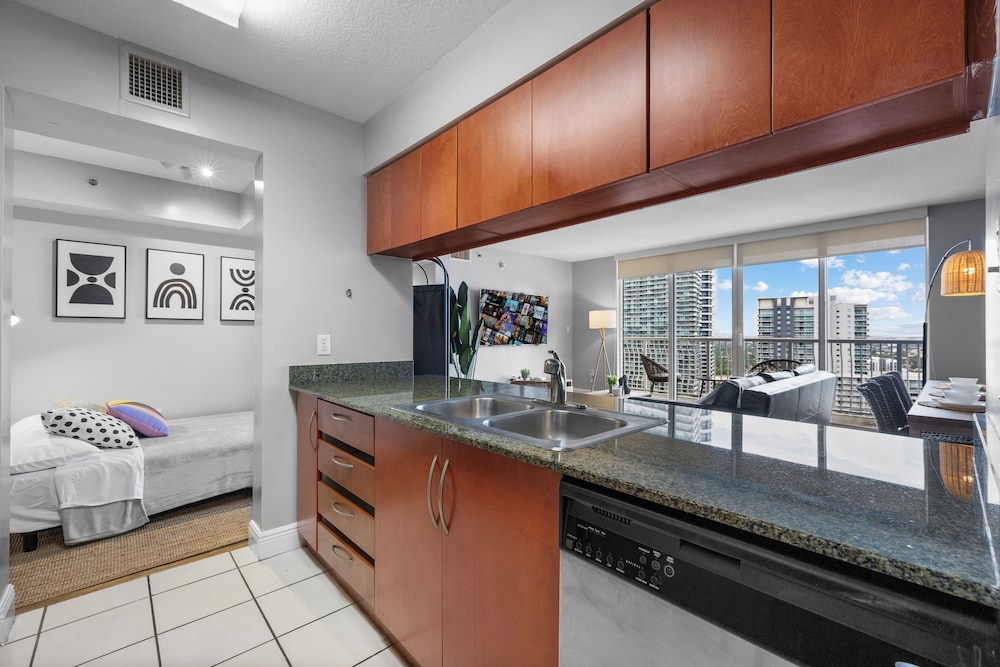 Chic Brickell Condos – Prime Location