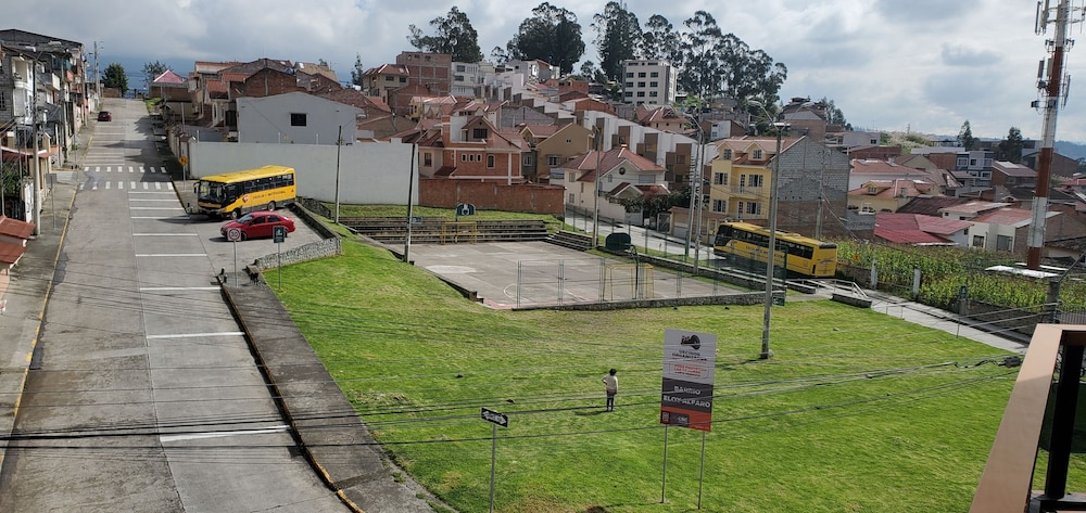 Photo 19