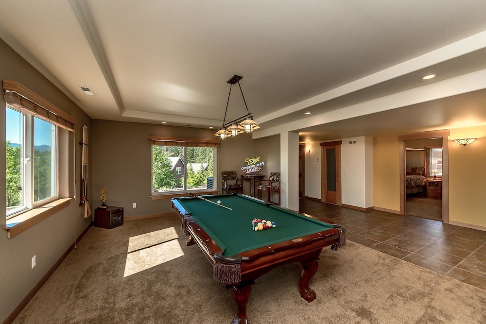 Tiger Lilly Lodge