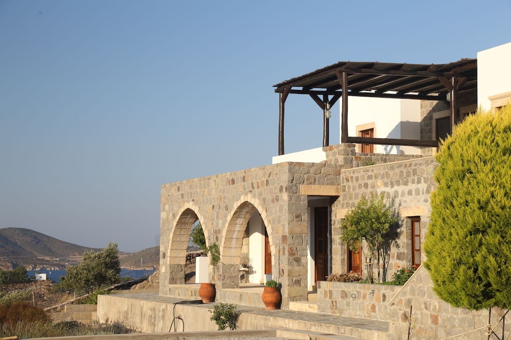 Diamond Villa