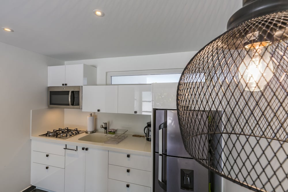Boca Catalina Modern Villa
